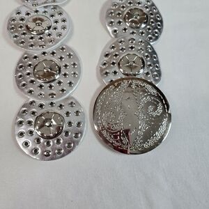 Belt Womens_Circular Silver B4959 Brass Colored Hardware 3" Circles Size XL